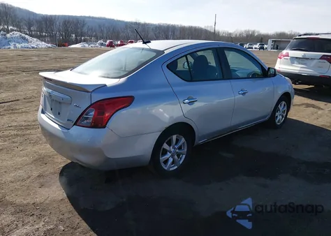 2013 Nissan Versa 1.6 Sl из США, поврежденный, VIN 3N1CN7AP9DL876113